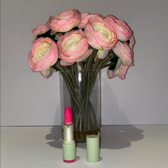 💋2/$20💋PIXI Lipstick - Picture 3 of 5